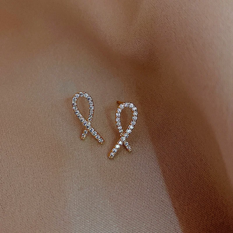 

Cute Crystal Bowknot Stud Earrings For Women Fashion Korean Style Street Party Shopping Jewelry Wedding Earrings Girls Gifts