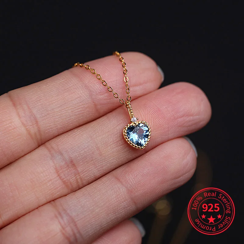 

925 Sterling Silver Shiny Heart Crystal Pendant Necklace for Exquisite Gold Silver Color Twist Chain Necklace Fashion Gift