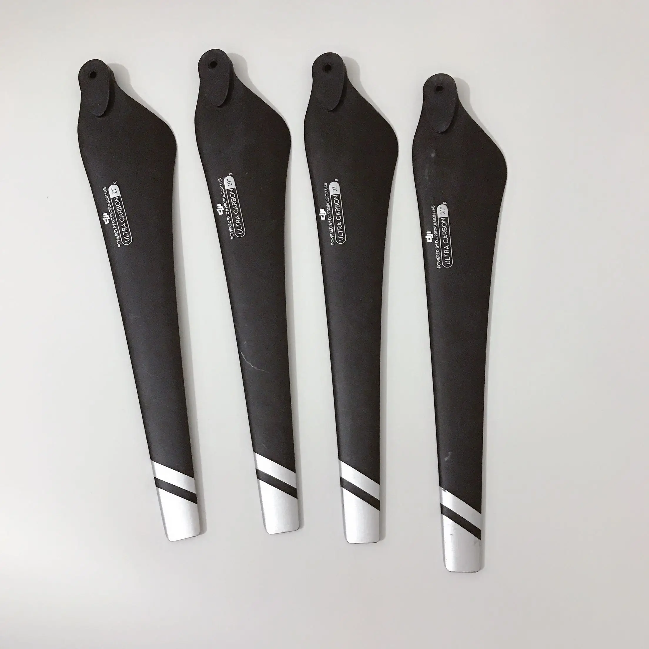 

Набор складных лопастей DJI M600/M600 PRO 2170 CW/CCW разборка