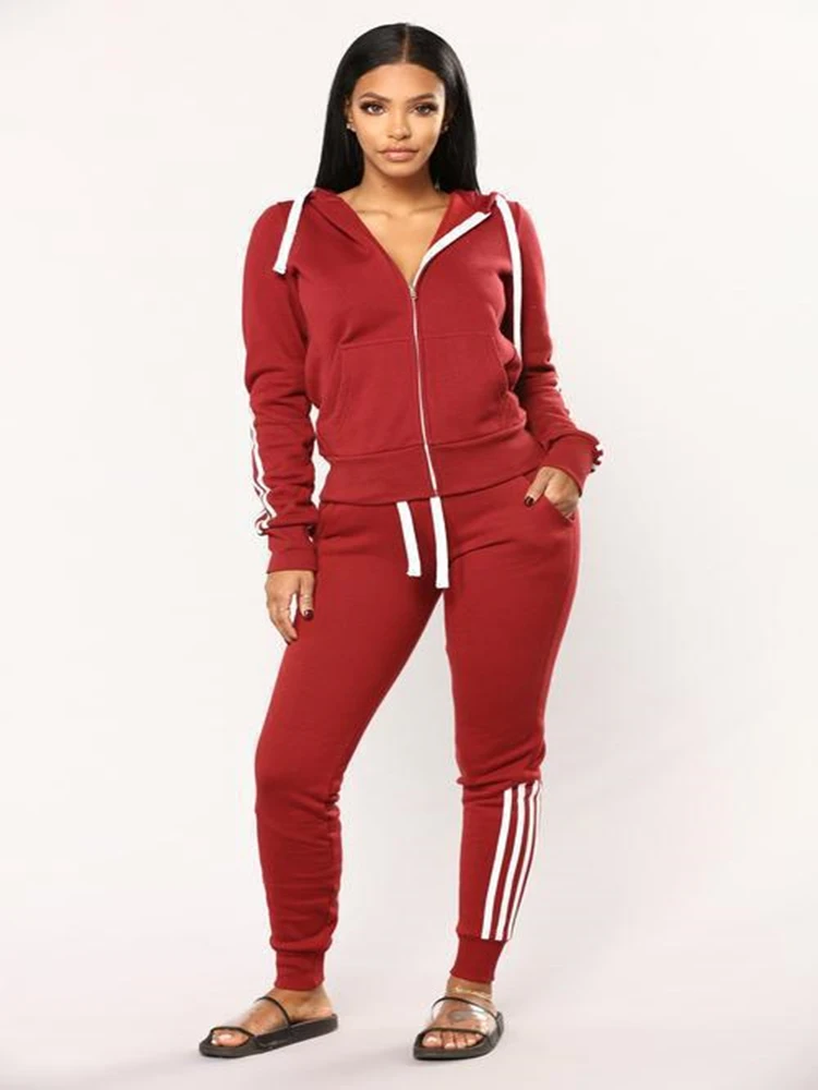 Женский спортивный костюм комплект из двух предметов толстовка с капюшоном на