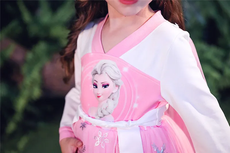 Новинка 2019 года платье принцессы Эльзы для девочек блестящее зимнее маленьких