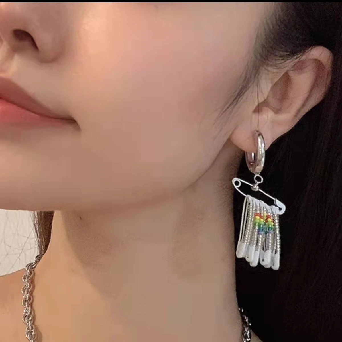 

Женские серьги-кольца с бусинами AENSOA, большие длинные серьги-кольца ручной работы с белыми бусинами, простые ювелирные украшения