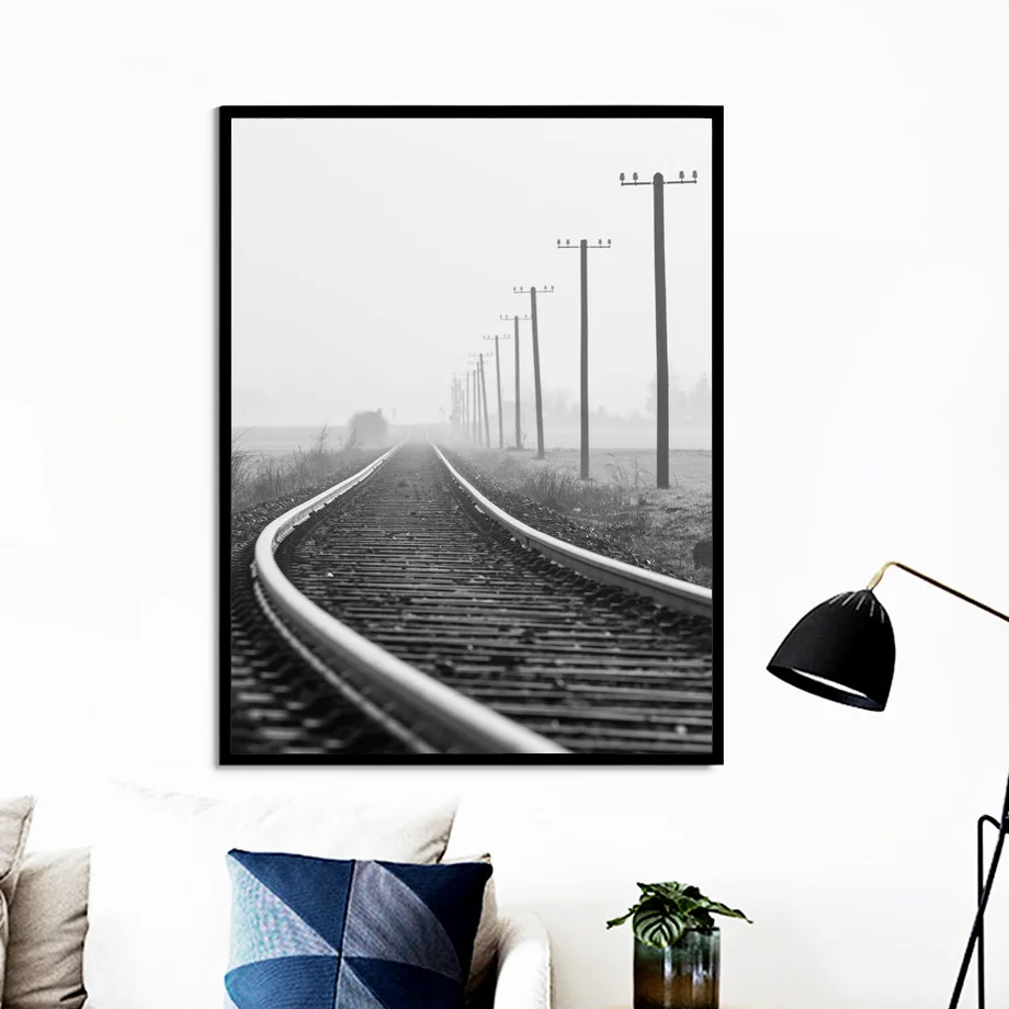 Черно-белое изображение горной лесной железной дороги на холсте с пейзажами и печатями Nordic Wall Art Pictures для гостиной.