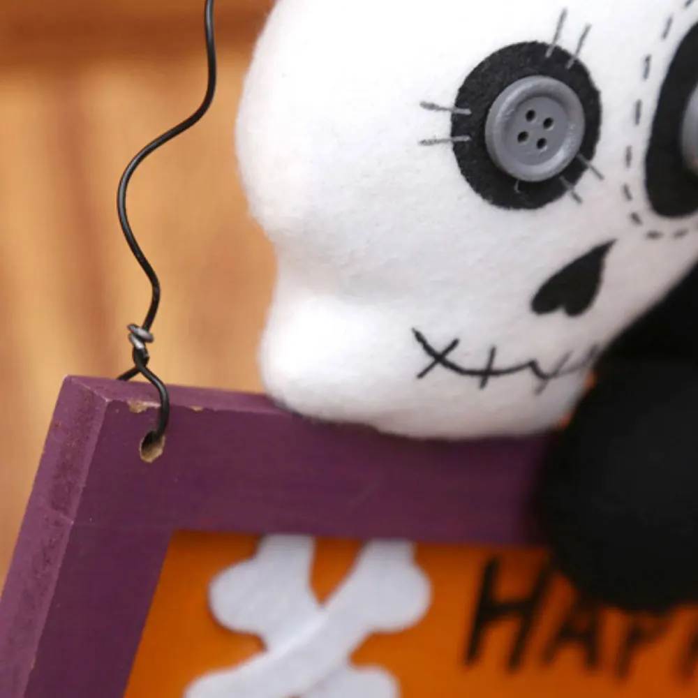 

Happy Halloween Decorations Halloween Door Hanger with 3 Dolls Ghost Wooden Hanging Sign for Halloween Party Ornament