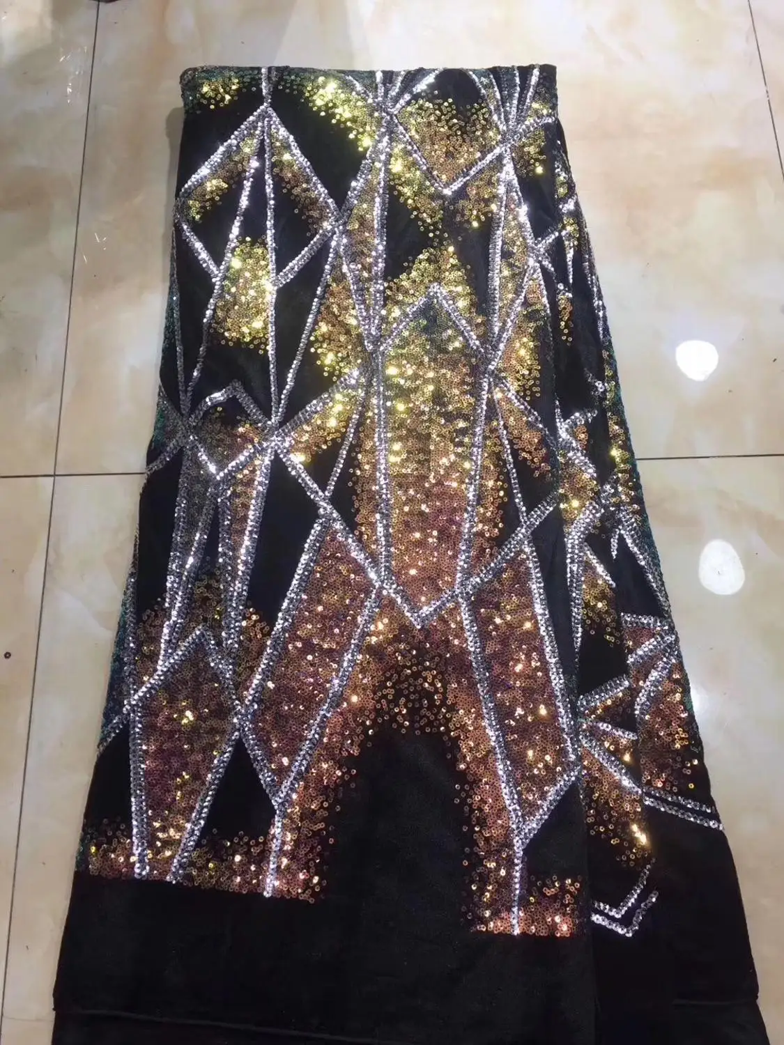 Высококачественная кружевная ткань для одежды и выгодная цена 2020 новый дизайн