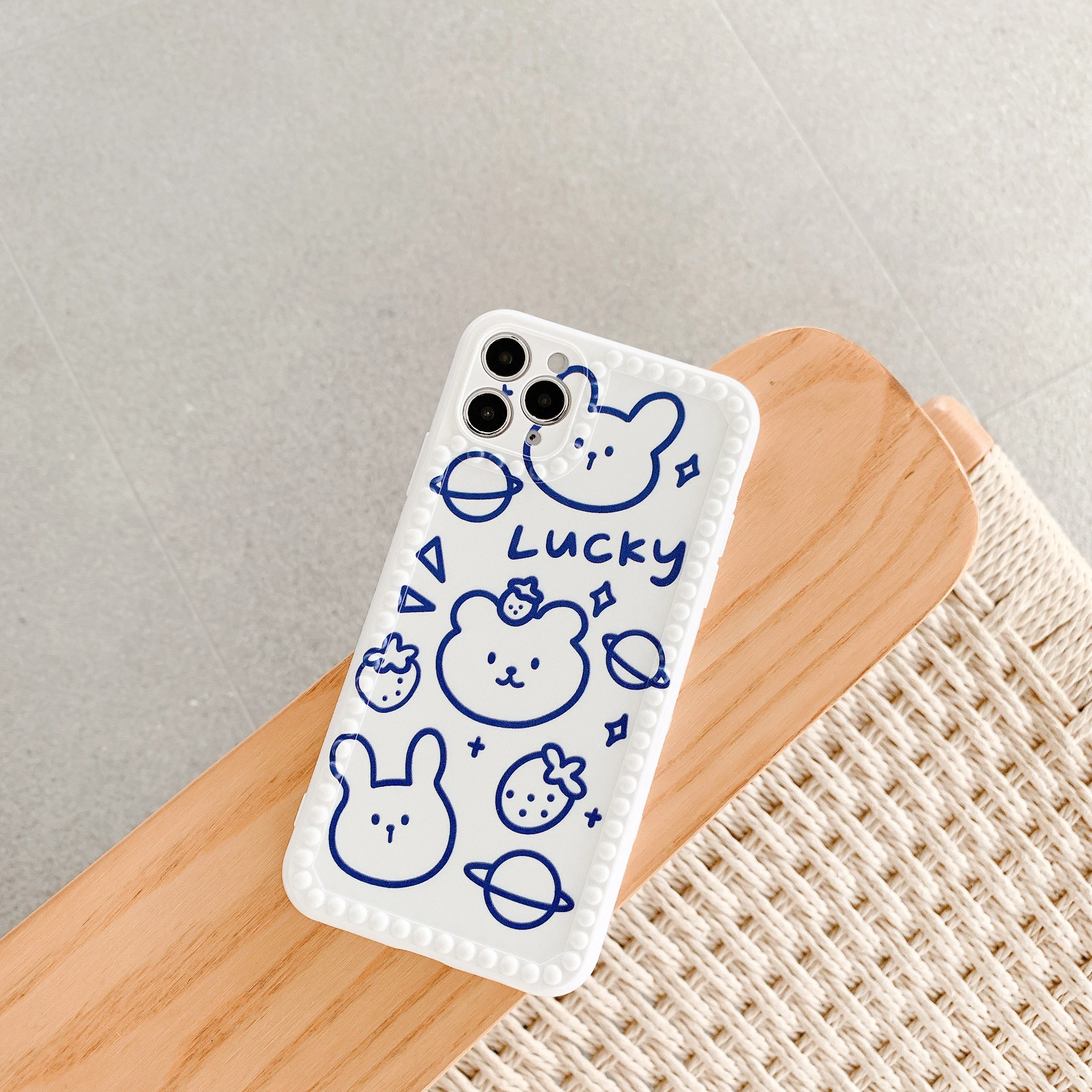 

Planet Lucky Bear is suitable for iphone11ProMax mobile phone case 7 / 8plus x xsmax xr protective cover