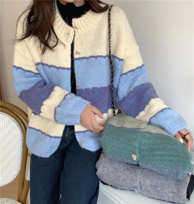 Женский трикотажный свитер в контрастную полоску свободный джемпер Корейском