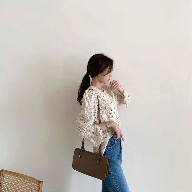 Женский свитер с пышными рукавами ажурный вязаный кардиган однобортный v