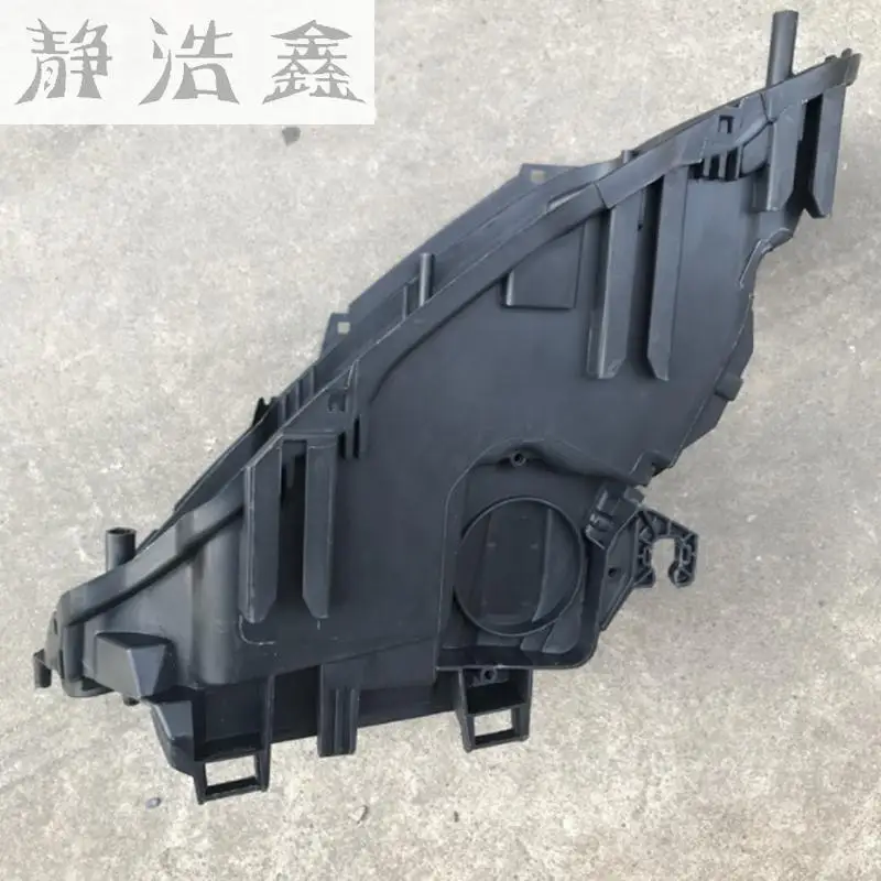 Головной светильник задняя часть корпуса головной основание пластик черный