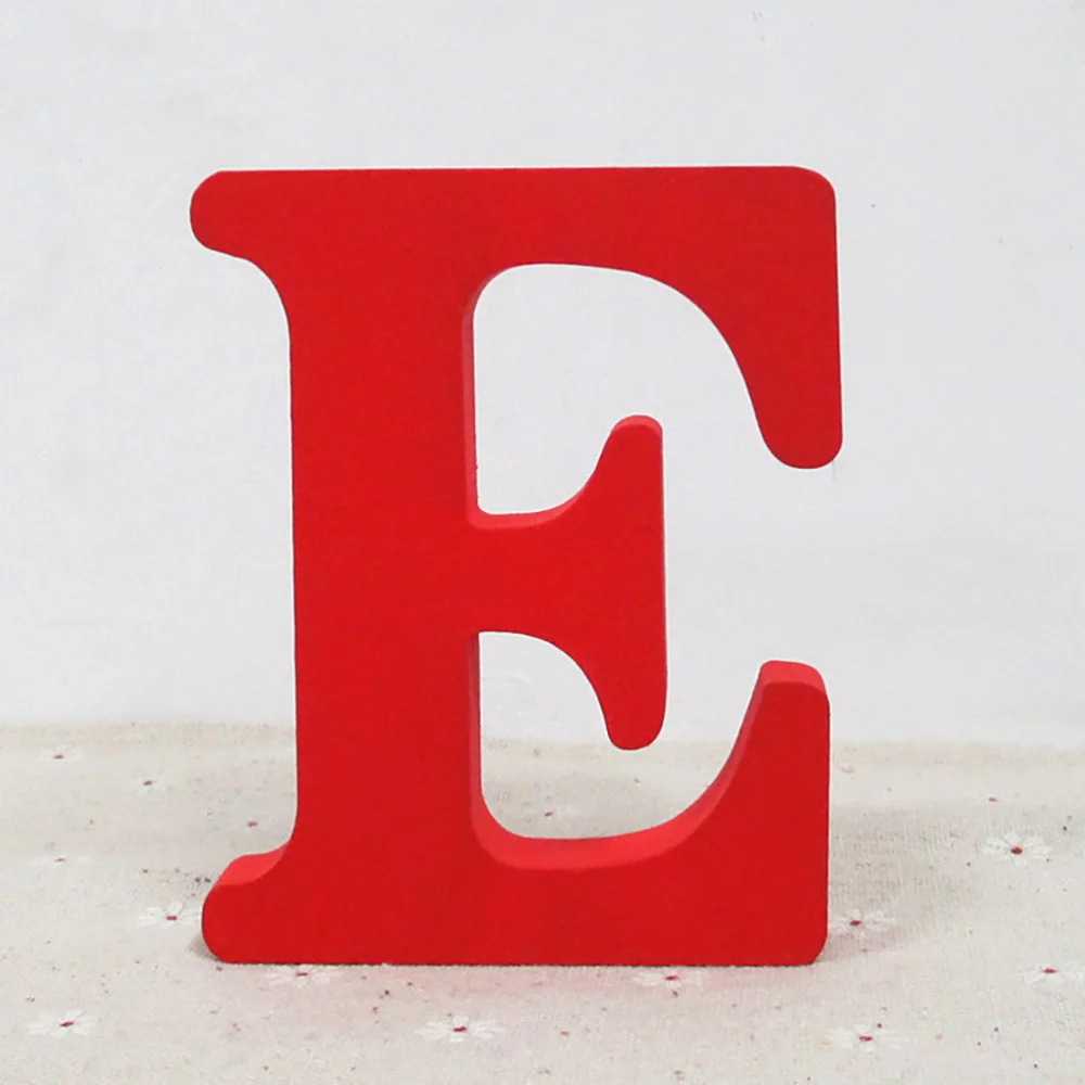 

1 Set 4pcs LOVE Sign Wooden LOVE Decorative Ornaments for Home Party (Red)