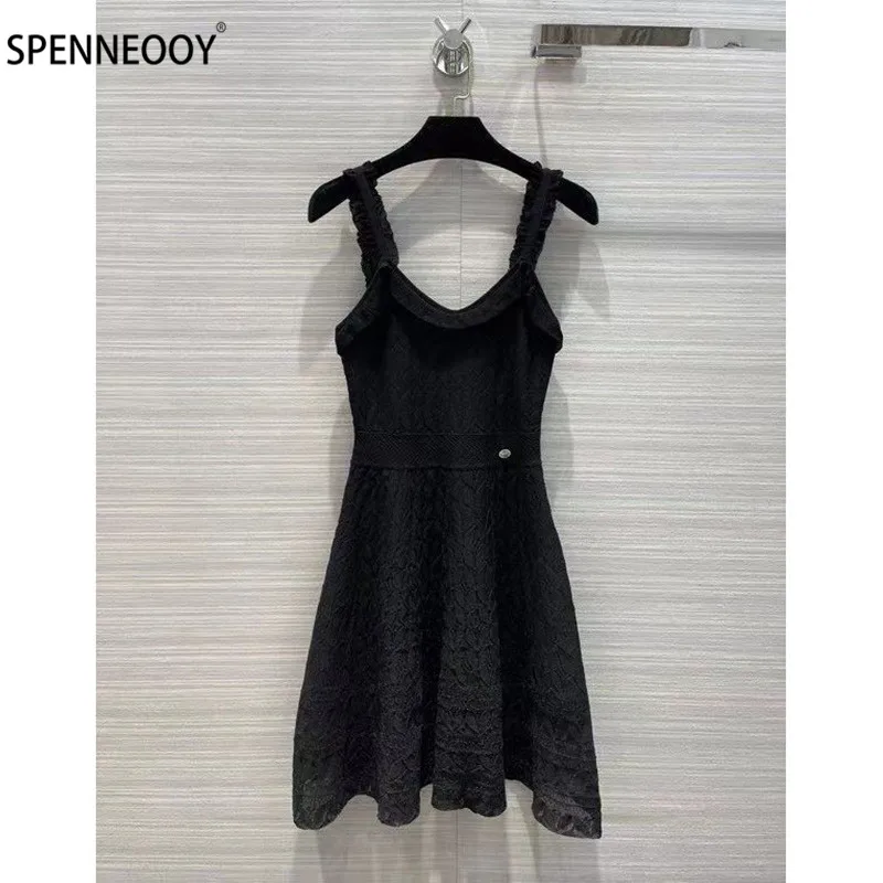 

SPENNEOOY дизайнерское Брендовое летнее сексуальное черное вязаное мини-платье на бретельках для вечеринки женские модные платья из пряжи жакк...