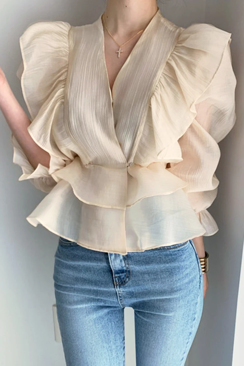 

Paris Girl Korean Chic Retro V-neck Stitching Ruffled Chiffon Shirt Design Sense Waist Slimming Bubble Sleeve Shirt