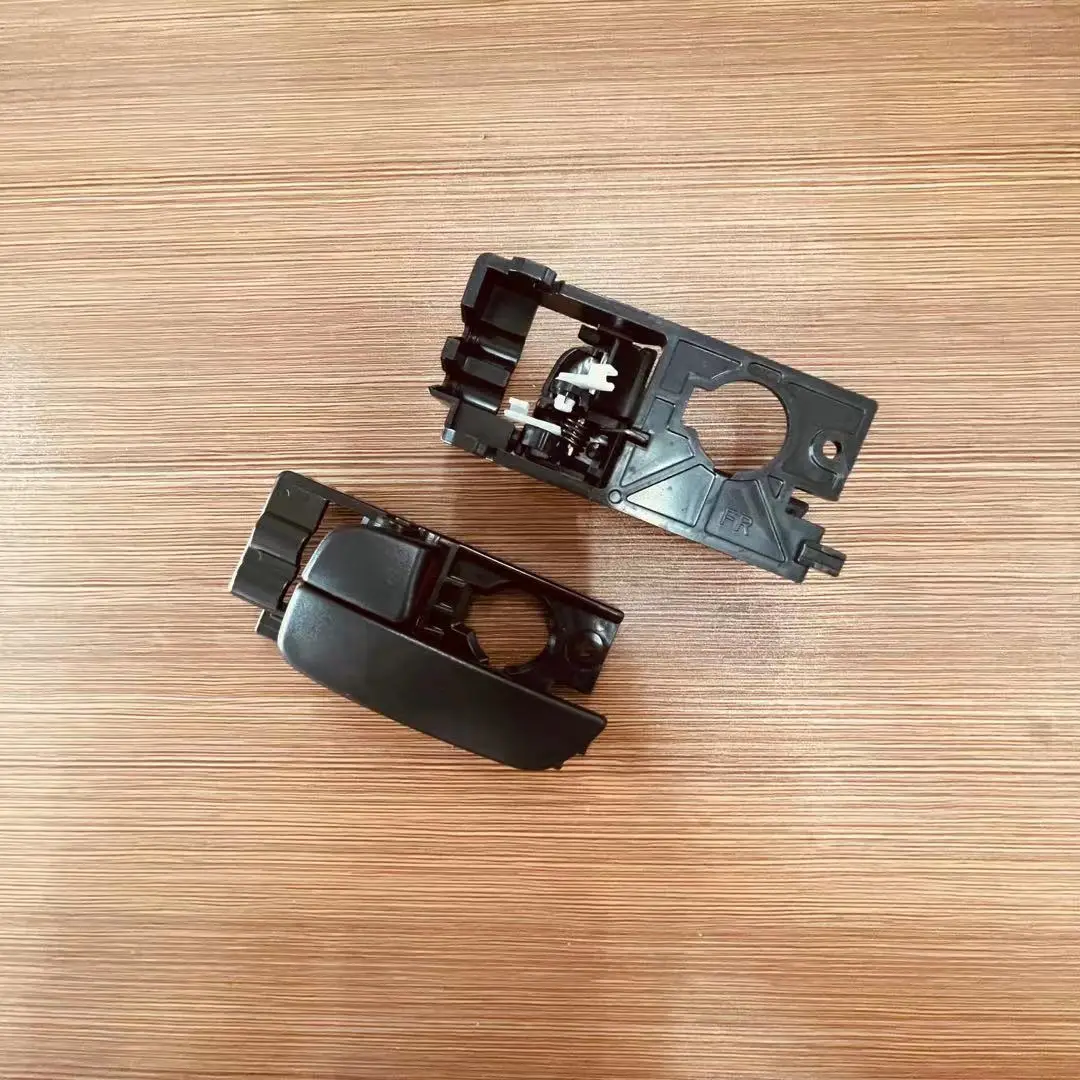 Внутренняя ручка двери межкомнатные Пластик черного цвета для Hyundai Accent 2006 2007 2008