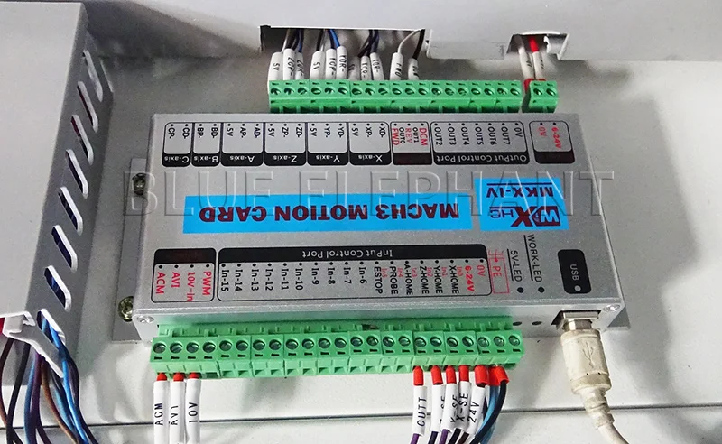 Многофункциональная мини рекламная 4 осевая фрезерная машина с ЧПУ 6090 для