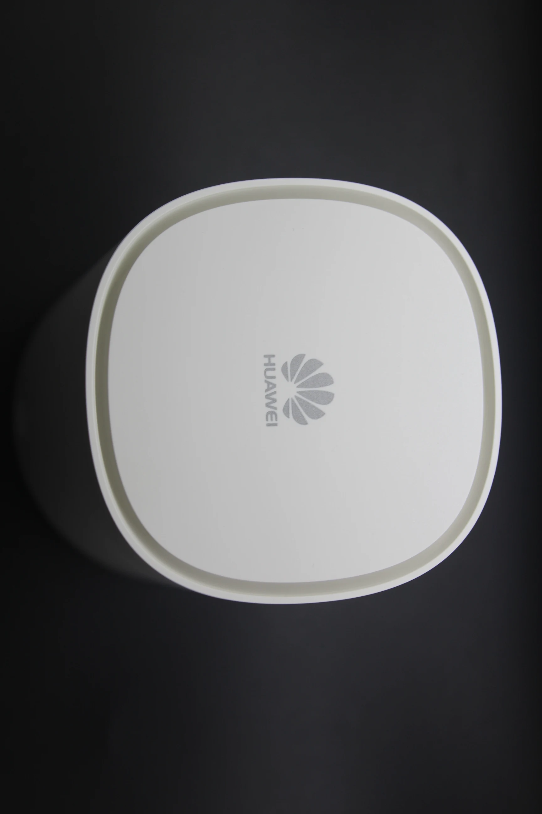 Разблокированный маршрутизатор Huawei B528 B528s 23a 4G LTE CAT6 300 Мбит/с CPE со слотом для Sim