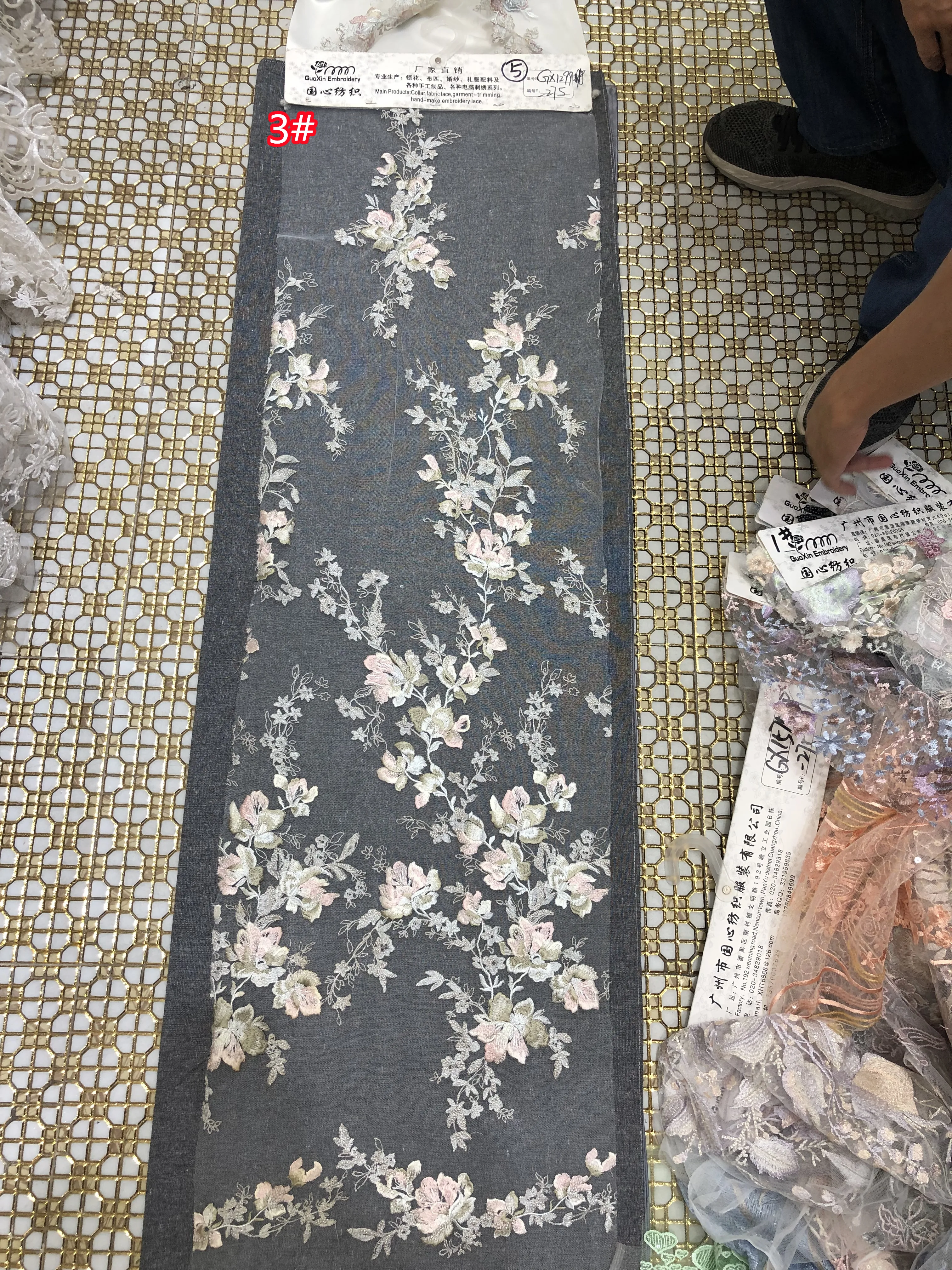 Высококачественная вышивка удобная ткань хорошее качество и хорошая цена