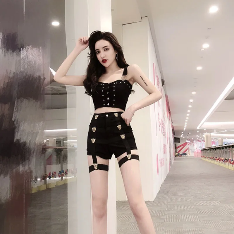 Женские сексуальные костюмы из 2 предметов черная облегающая футболка с пряжкой