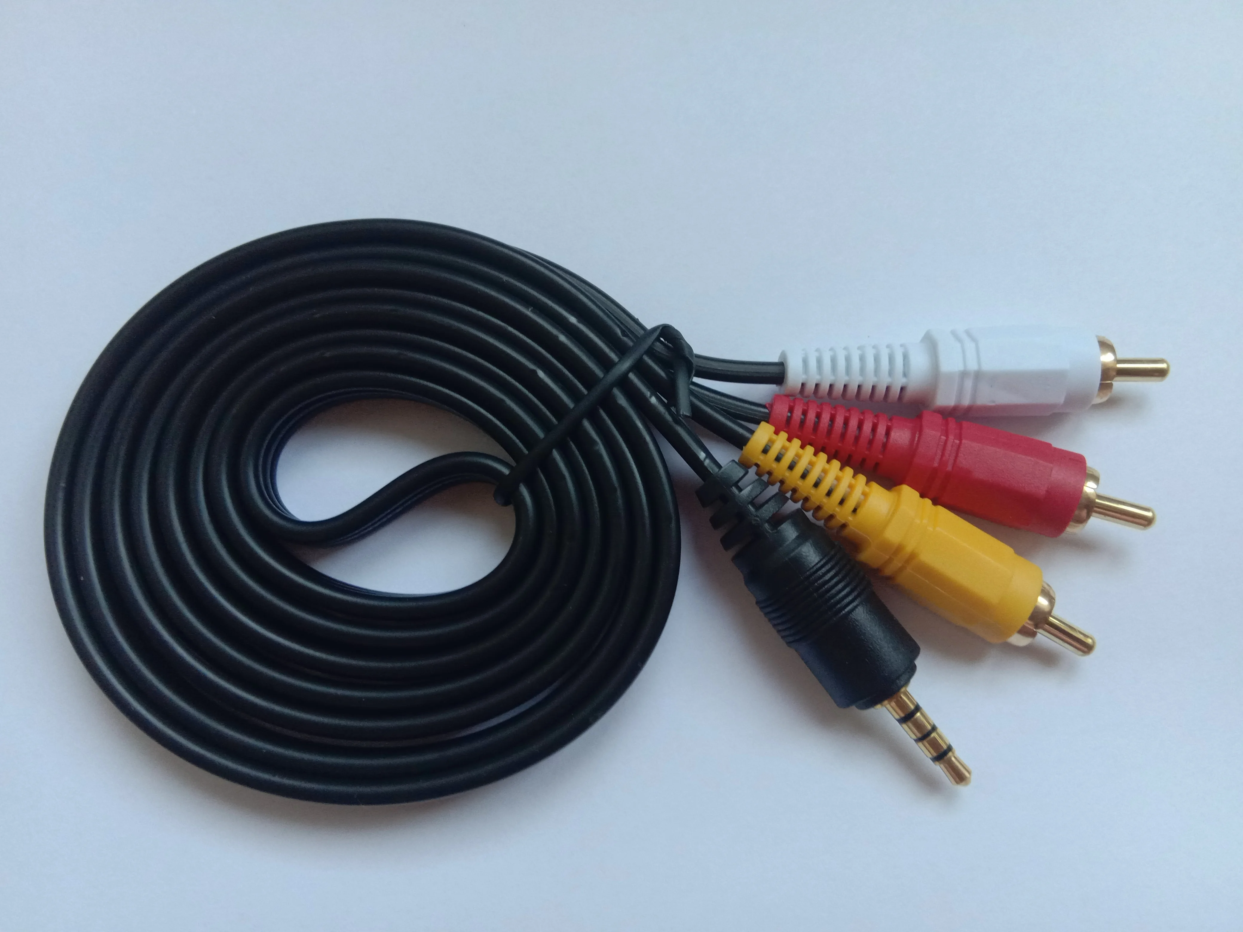 Gold Plated 1/8&quot 3.5mm Mini AV to 3 RCA Male Adapter Audio Video Cable 1.5m 6 pcs Per Lot | Обустройство дома