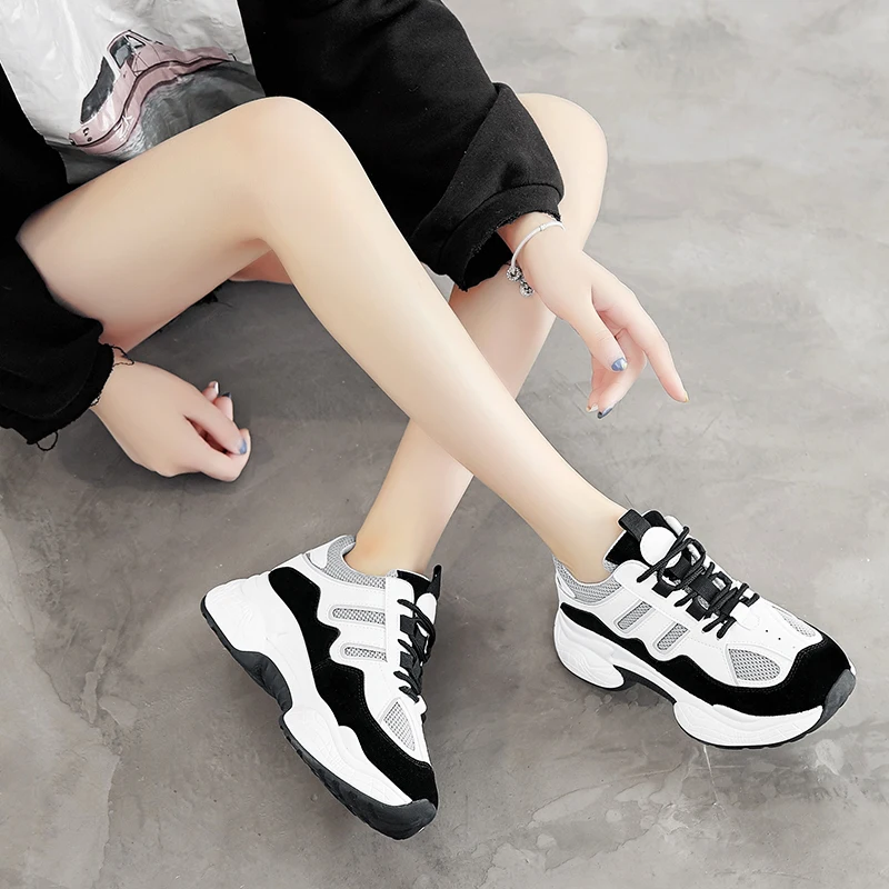 Модная женская обувь кроссовки Ulzzang Студенческая спортивная на толстой подошве