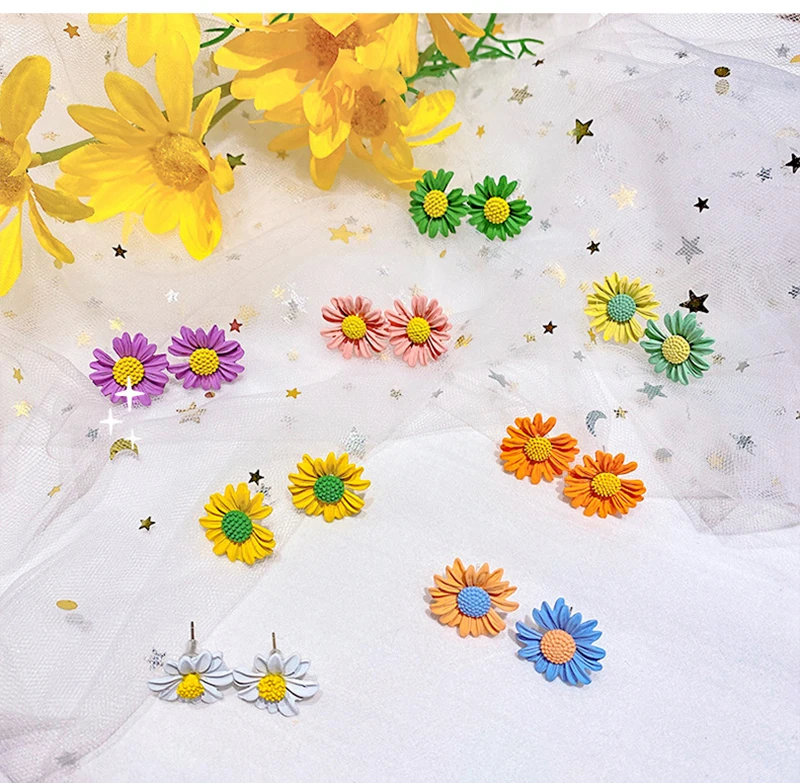 

Cute Metal Colorful Little Daisy Dnagle Earrings For Women Girls Sweet Stud Flower Drop Earring Fashion 2021 NewJewelry Gifts