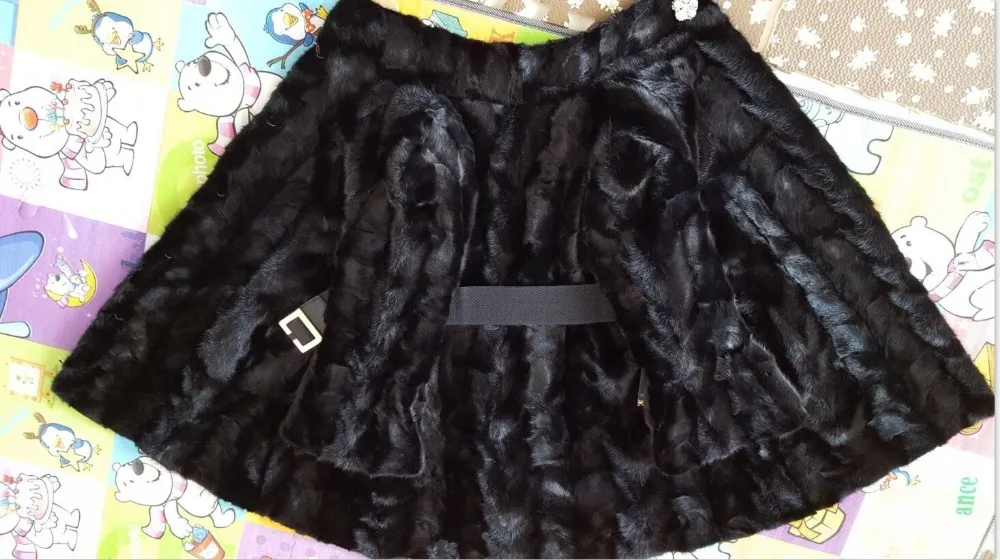 

Pop mink leather clothing fashionable woman warm overcoat