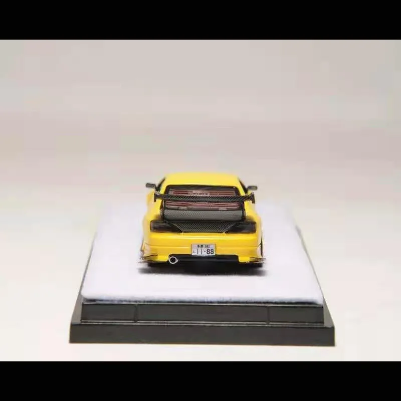 

Model Car 1/64 404 Error Resin S15 Silvia Yellow Carbon Fiber Version Limited 499 SkyLine Nissa Collection New