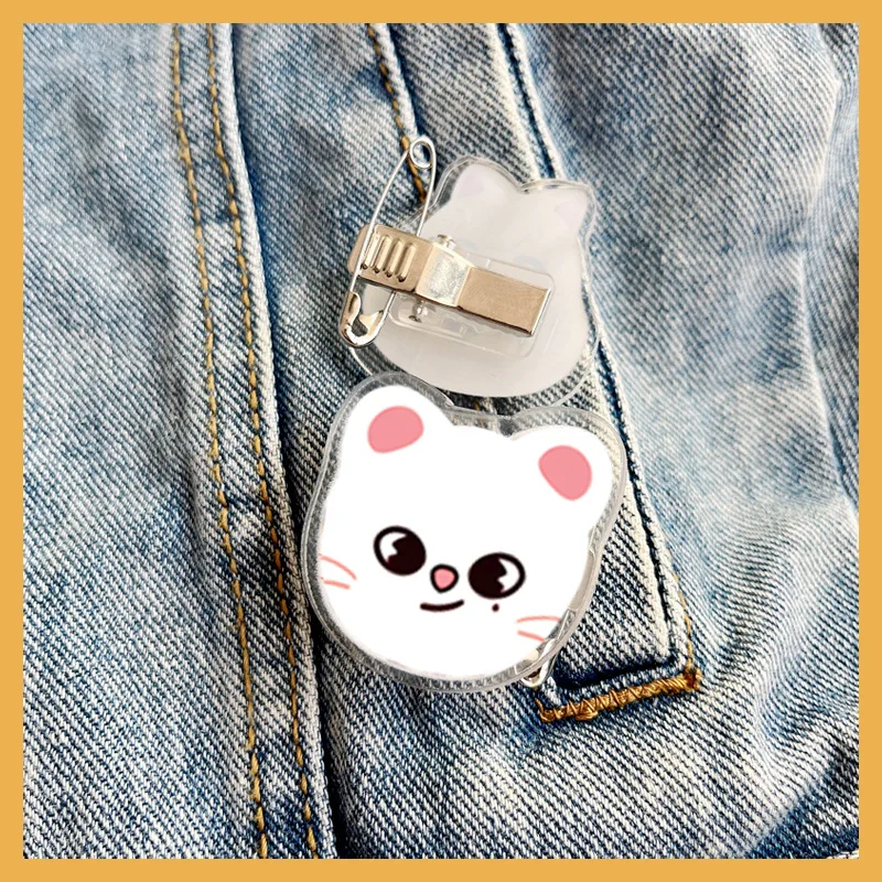 

Kpop Stray Kids Badges New Skzoo Acrylic Brooch Pin Badges For Clothes Bags Backpack Decoration Fans Gifts Collection Wholesale