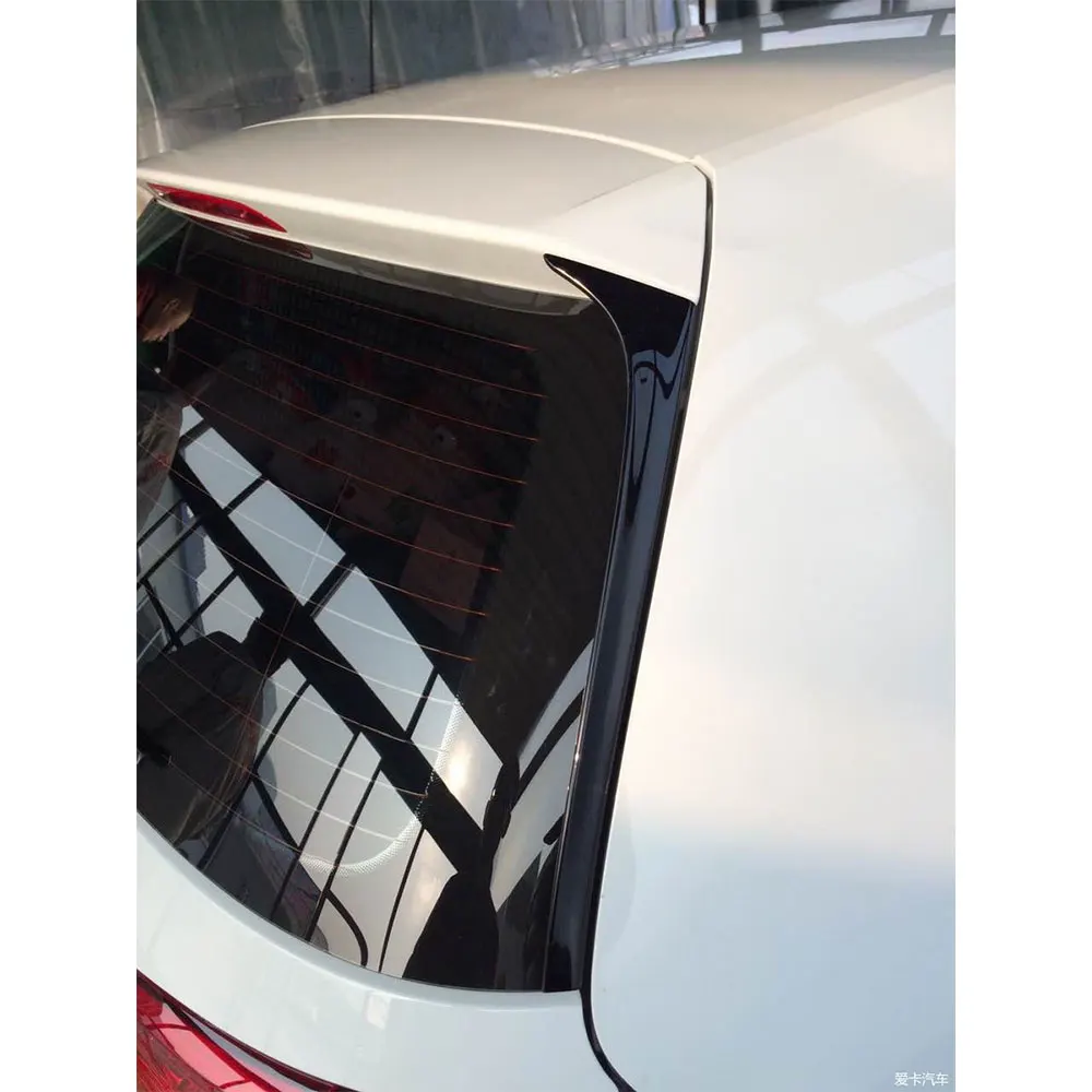 MK7 Стайлинг автомобиля углеродное волокно/ABS блеск черный Задний боковой спойлер