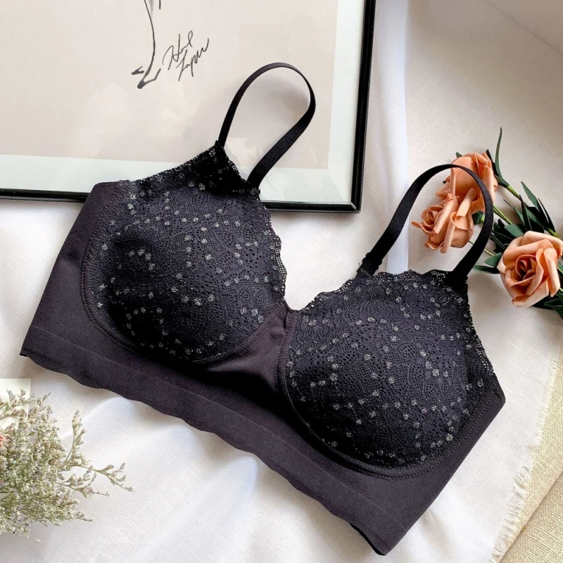 Бюстгальтер женский с чашками пуш-ап бесшовное нижнее белье мягкое интимное