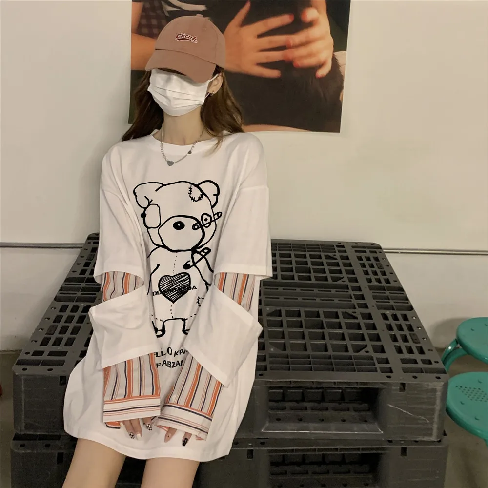 

Autumn Women Cartoon Bear Print Striped Sleeve Spliced T-shirt Black White Haraju Lady T Shirt Y2k Street Fake-two-pieces Tops