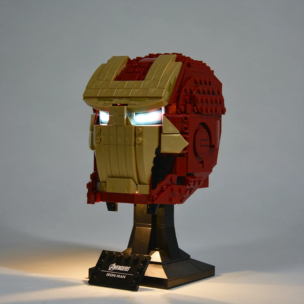 EASYLITE LED Light Set For 76165 Man Helmet | Blocks