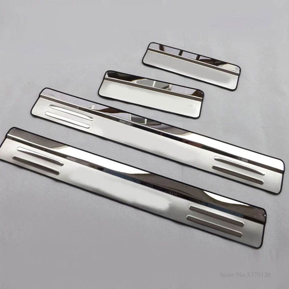 

4 шт., боковые накладки на дверные пороги, из нержавеющей стали