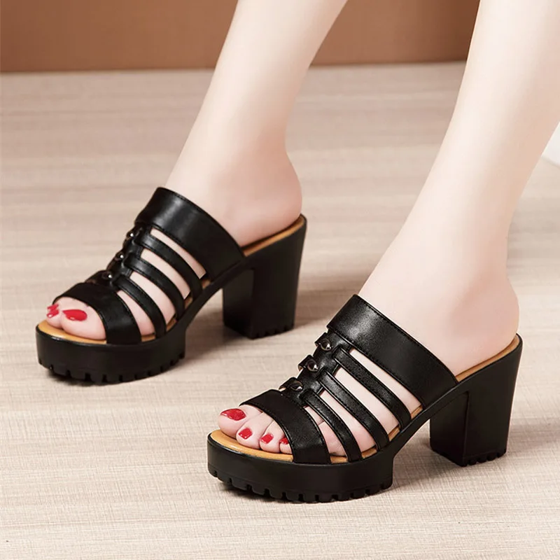 

Beyarne 32-43 , , 2020