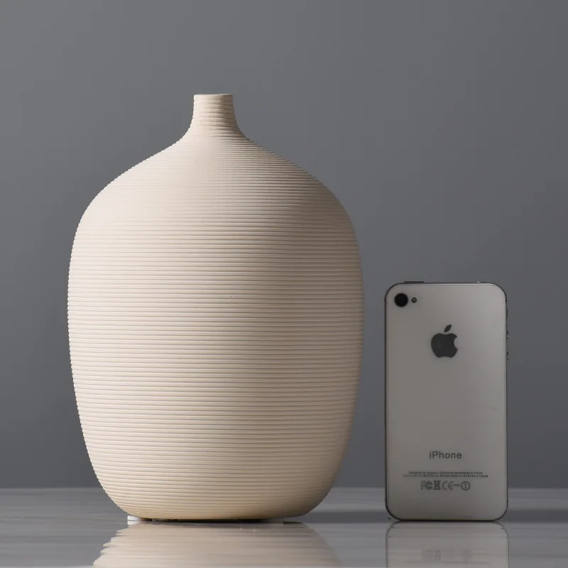 

White Ceramic Vase Creative Modern Simple Tabletop Vase Table Decorations for Living Room Pieces Jarrones Home Decor BN50HP