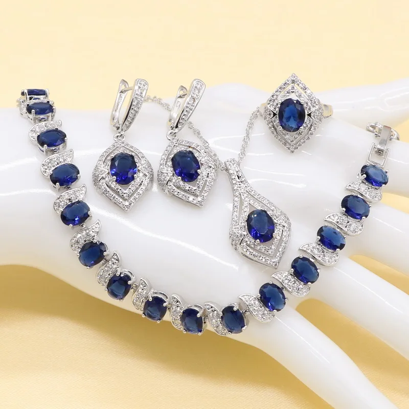 Женский ювелирный комплект из колье серёг браслета и кольца | Украшения