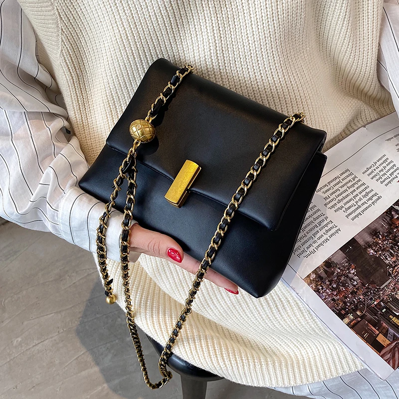 

Simple Chain Designer Scrub PU Leather Crossbody Bags For Women 2022 Women's Trend Handbags Branded Small Luxury Cross Body Bag