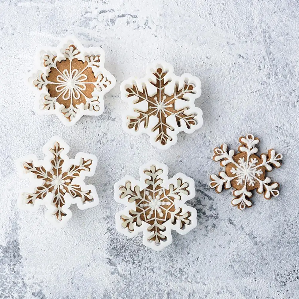 

Snowflake Biscuit Cookie Cake Mold Decorating Tool Mold Cutting Cupcake Cutters Baking Cookie Biscuit Mould Dessert Pastry I6P6