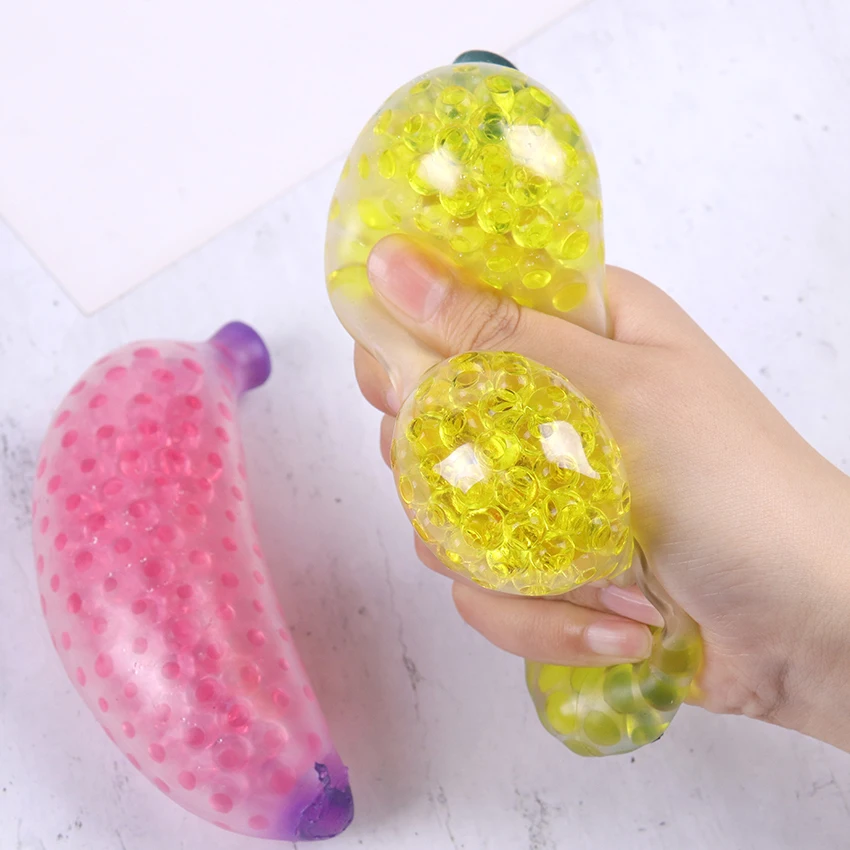 

Spongy banana grânulo estresse bola brinquedo squeezable frutas macias forma sensorial adulto descompressão criança inquietação