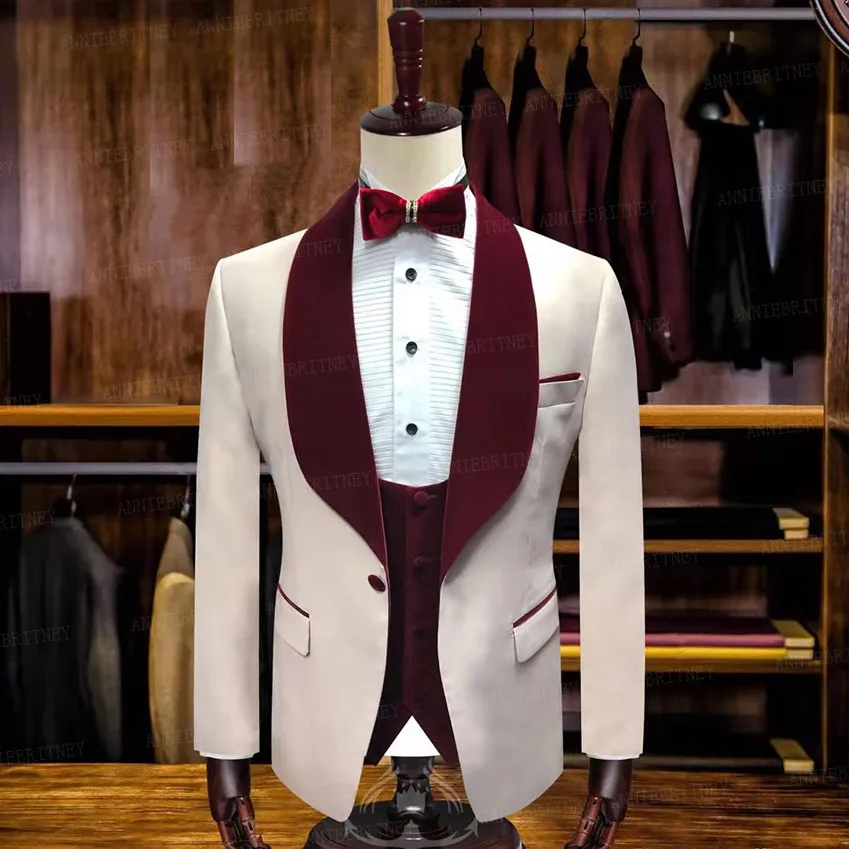 

Beige Wedding Mens Suits 3 Pieces Custom Best Man Groom Suit Dinner Tuxedo Slim fit Burgundy Velvet Lapel Blazer Vest Pant Set