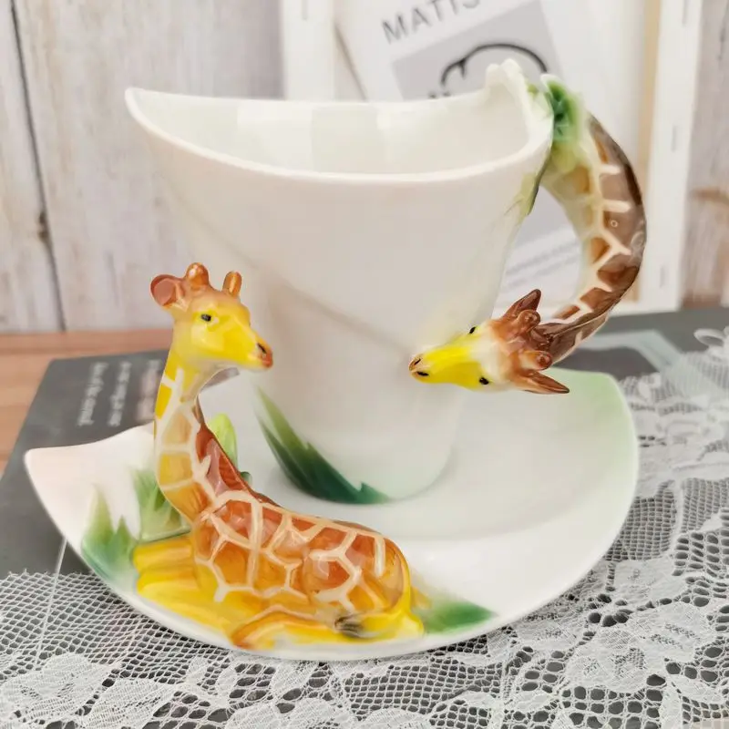Чайная чашка с жирафом набор блюдцем и ложкой 3D Керамическая чайная термокружки