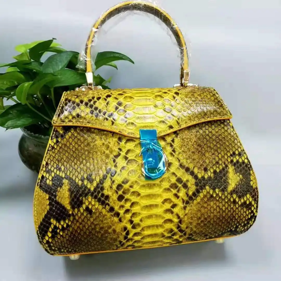 

2021 New Design Women Shoulder Bags Real Python Skin Quality Trendy Stylish Ladies Handbag