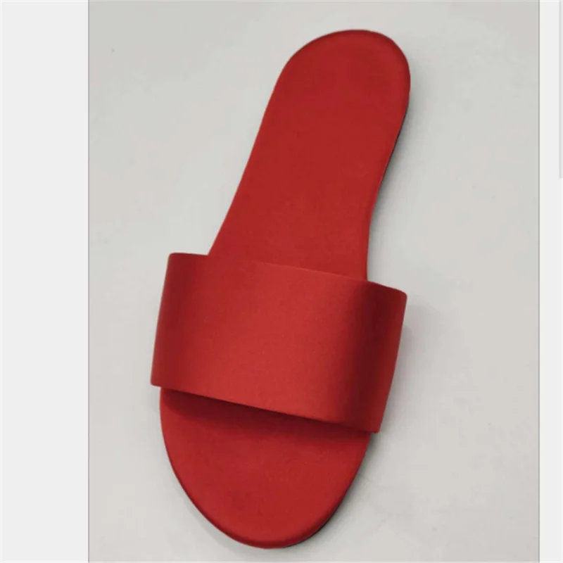 

2021 new fashion style slipper woman home Lovely slippers 1816