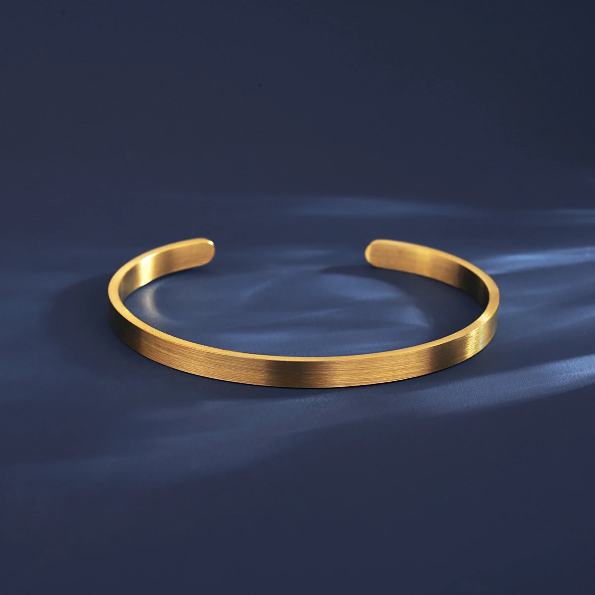 

JINSE 5mm Gold Metal Solid Stainless Steel Cuff Bracelets for Women Fashion Jewelry Hip Hop Punk Men Bangles Unisex Bijoux Gifts