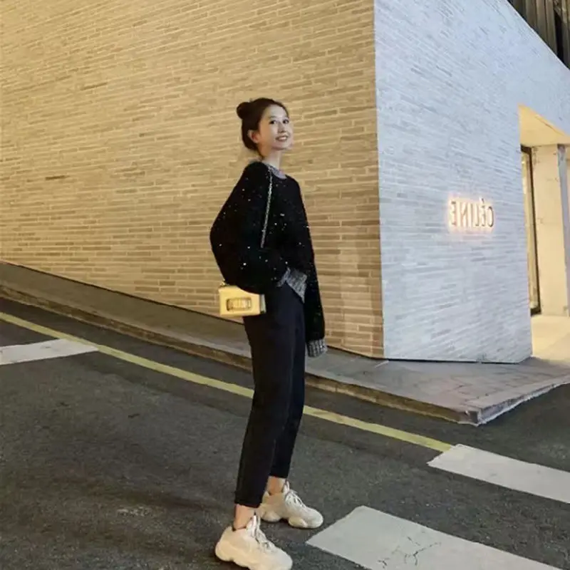 

2021 autumn and winter new ins harbor style sweater women's belt shiny sequins loose wear lazy wind joker sweater