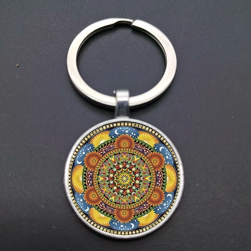 

Quirky Flower Figure Personality Keychain High Quality Glass Piece Keychain Pendant