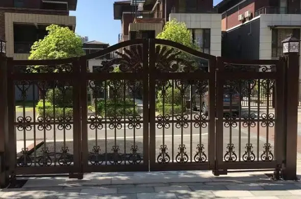 

Горячая Распродажа 2021, алюминиевые подъездные качели и раздвижные ворота, цена от Sq.m, доставка дополнительно быстрая