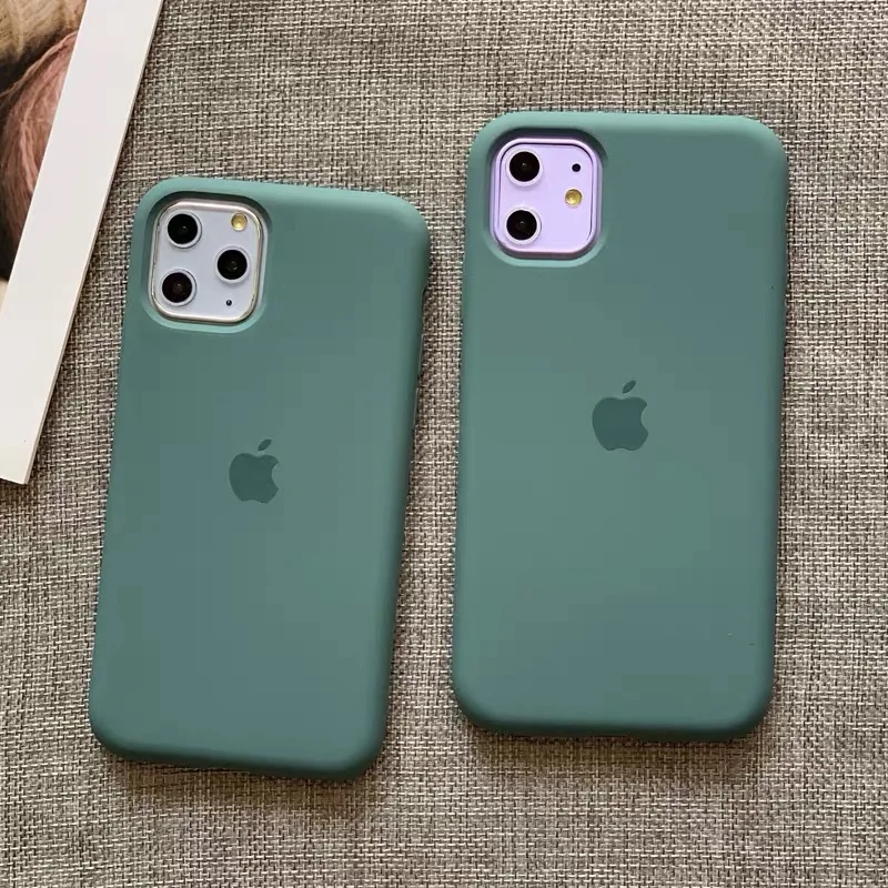 Жидкий силиконовый чехол для iPhone 11 Pro Max темно-синий мягкий на заднюю панель