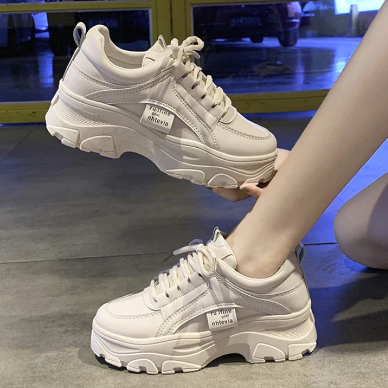 Женские повседневные кроссовки 2019 модные белые женская обувь на платформе