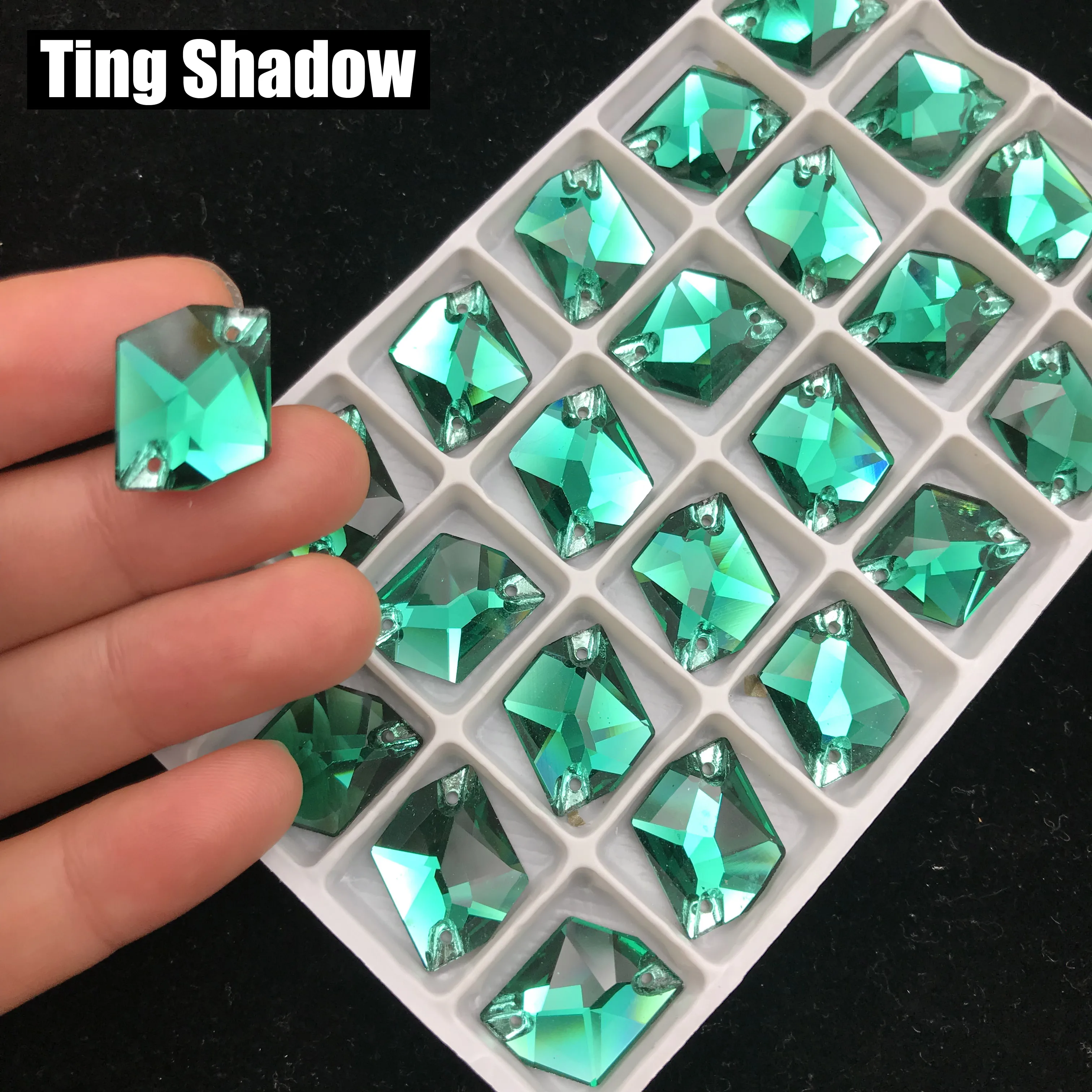 Изумрудно K9 космический flatback пришить стеклянные кристаллы стразы с отверстиями