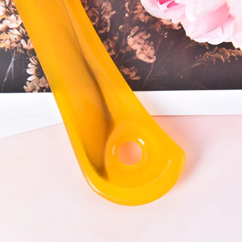 

New 24x6.5cm 1Pc Wide Tooth Handle Hairdressing Salon Antistatic Plastic Hair Comb Detangling Randomly Color